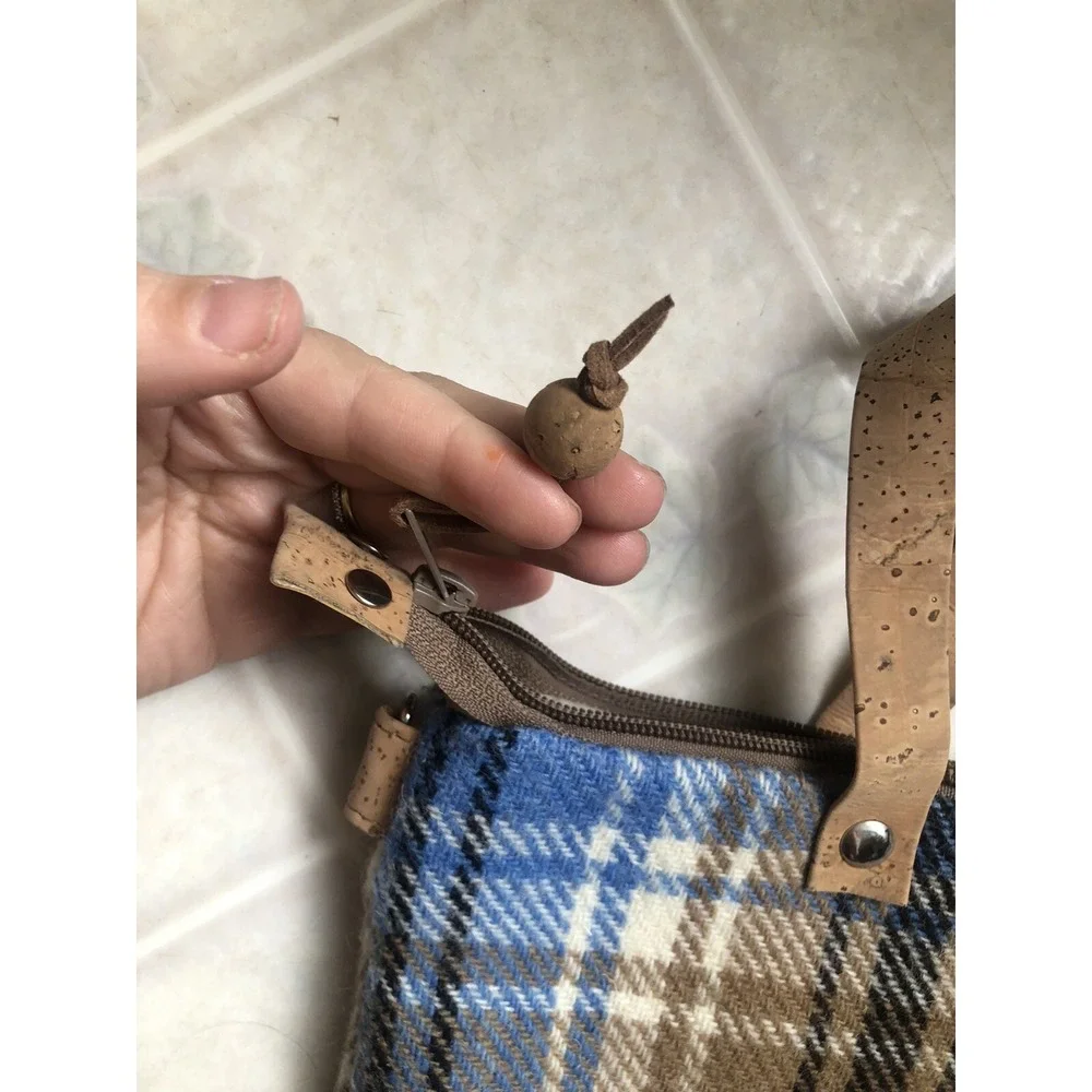 Harris Tweed 100% Pure Wool Scotland Blue Tan‎ Plaid  Wool Handbag Zip Closure